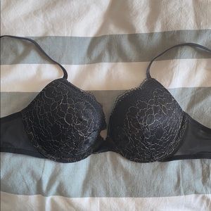 La Senza 36B bra never worn - brand new